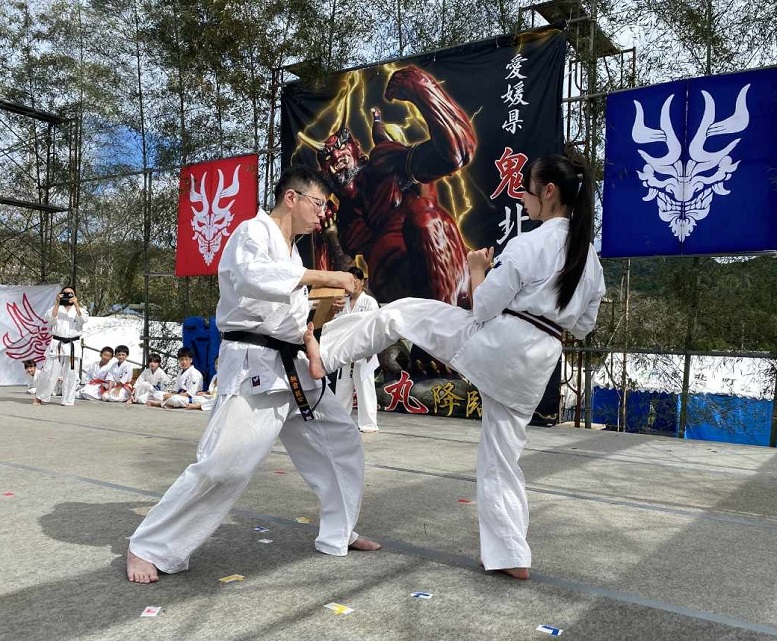 ファイル 1021-2.jpg