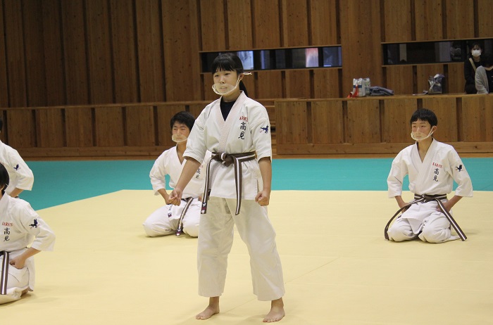 ファイル 564-1.jpg