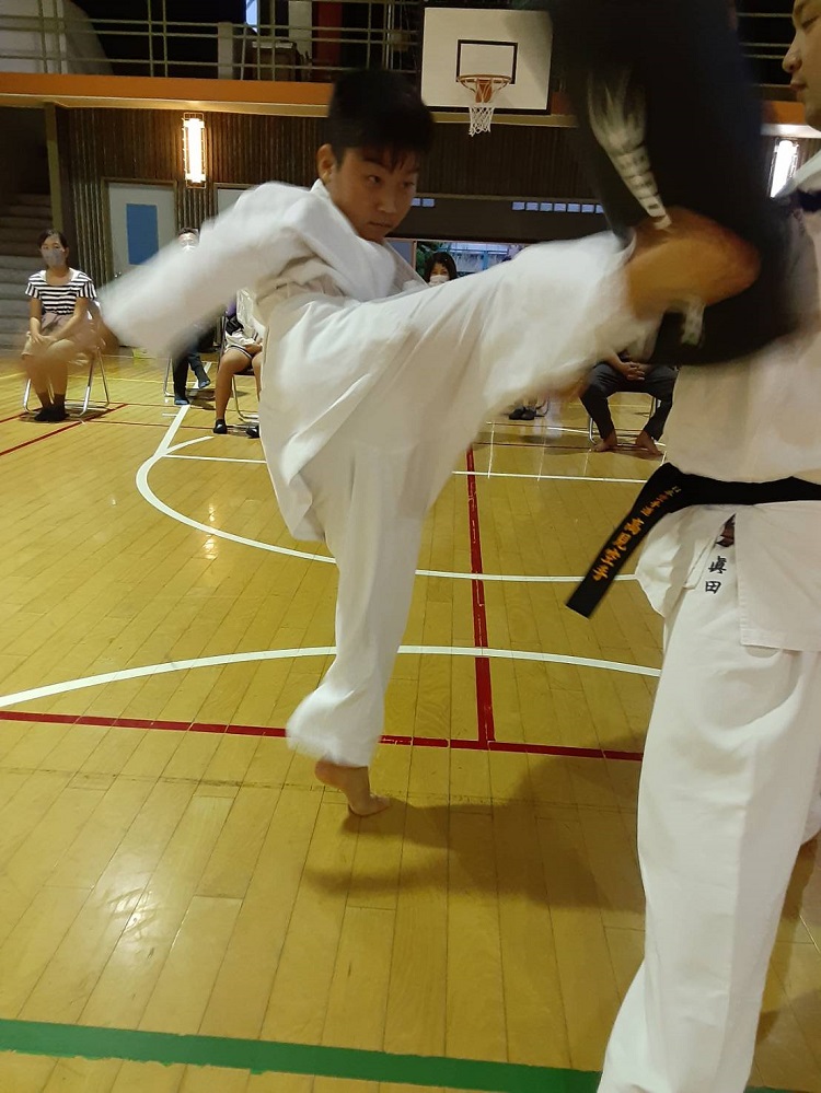 ファイル 618-3.jpg