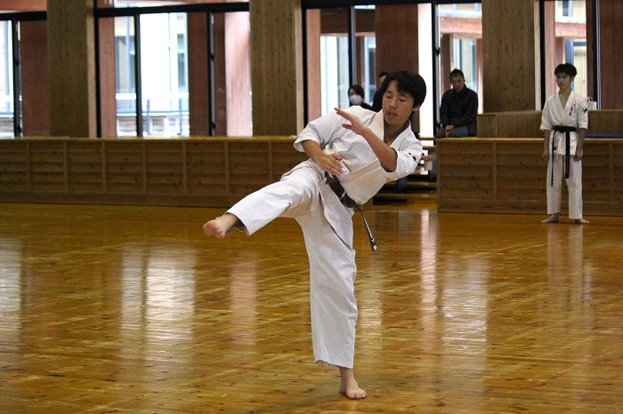 ファイル 823-2.jpg