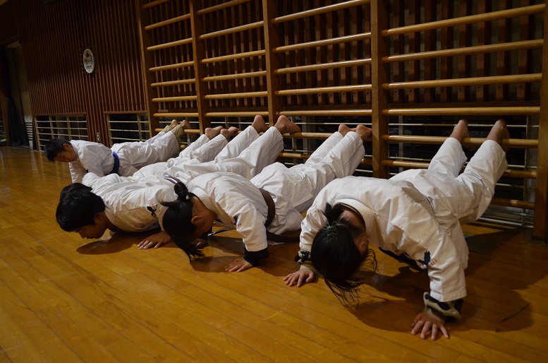 ファイル 831-2.jpg