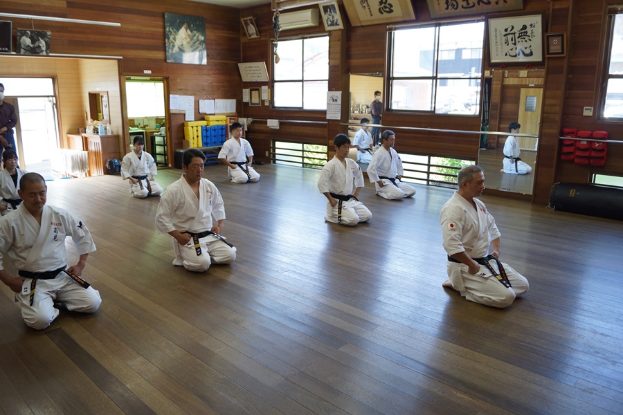 ファイル 881-1.jpg