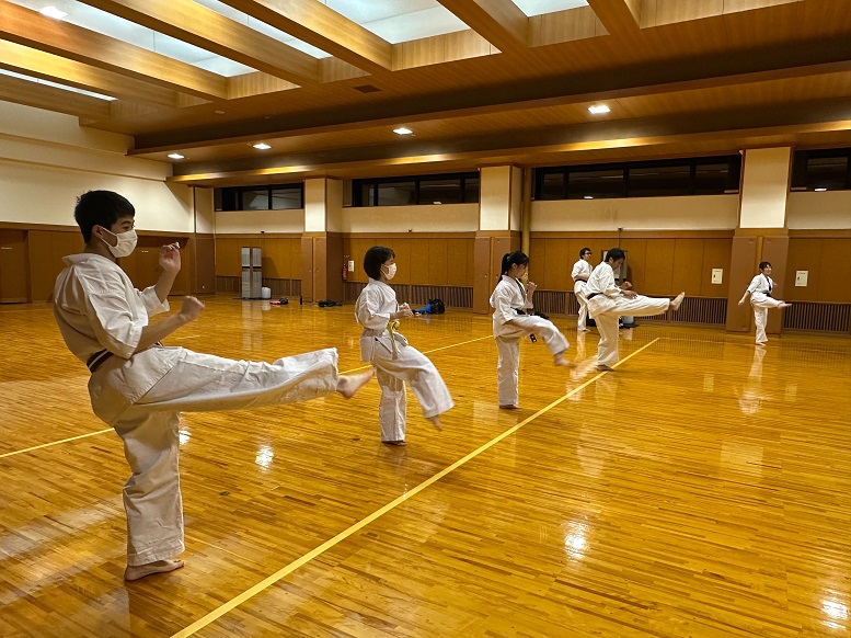 ファイル 942-1.jpg