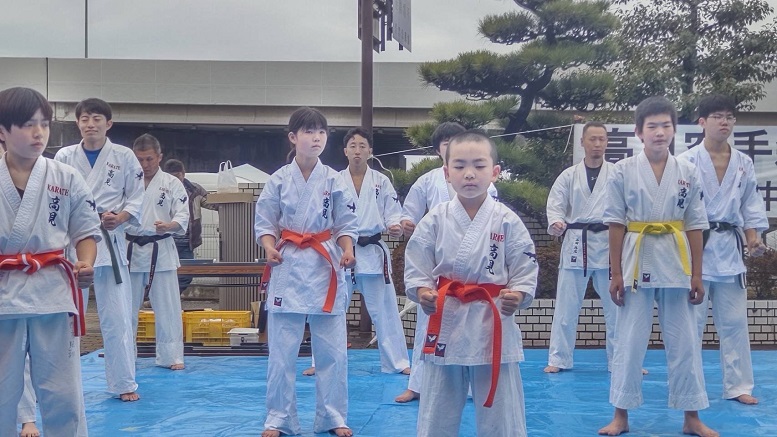 ファイル 952-4.jpg