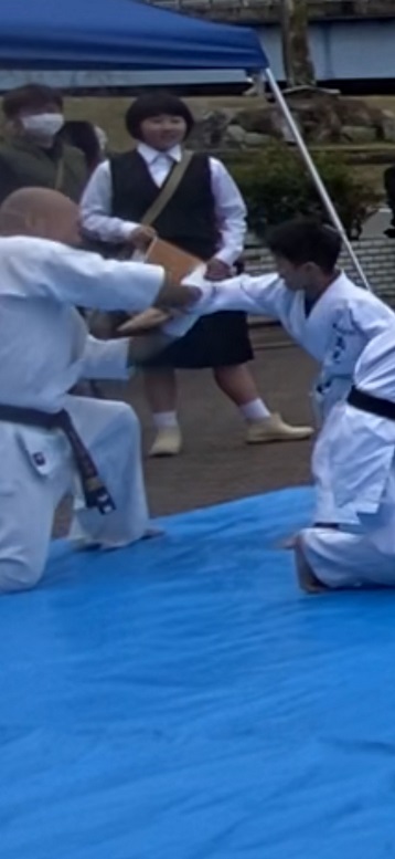 ファイル 955-4.jpg